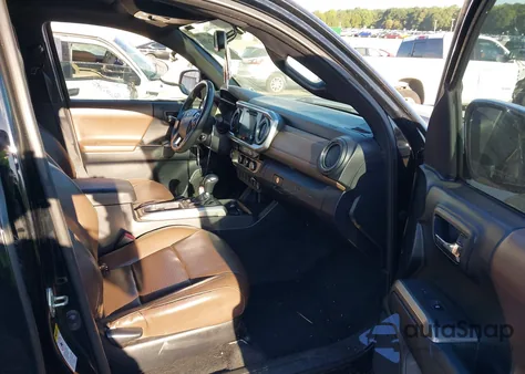 2016 Toyota Tacoma Limited from USA, damaged, VIN 5TFEZ5CNXGX017308